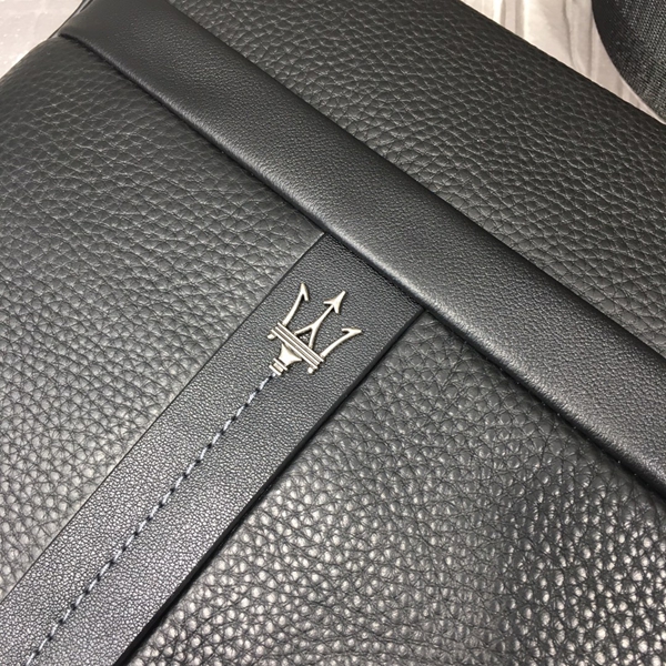 スーパーコピーブランドバッグ背面デザイン